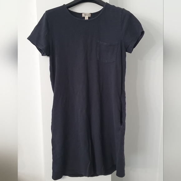 T-Shirt Dress w/Pockets - Picture 5 of 12